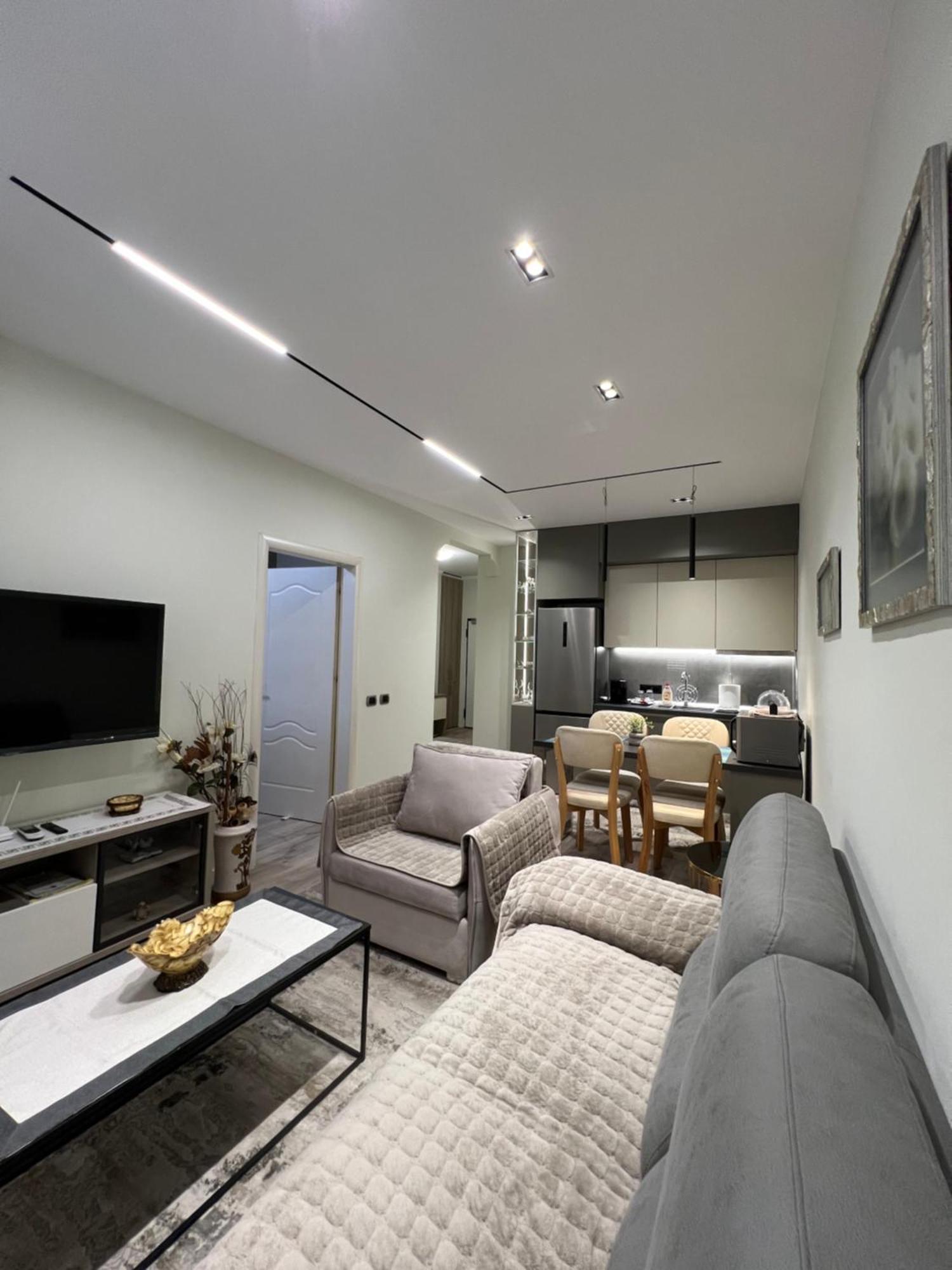 Center View Luxury Apartment Tiran Dış mekan fotoğraf